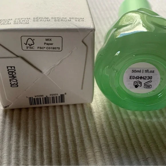 Glow Recipe Avocado Ceramide Recovery Serum - Picture 7 of 11